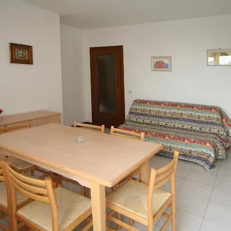 Occidente Hotel apartamentowy 3*